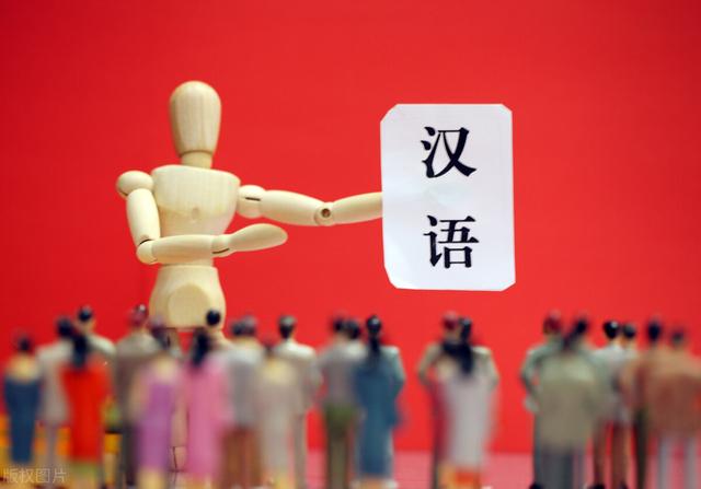 女孩子高職高專(zhuān)學(xué)什么專(zhuān)業(yè)好(職高學(xué)費(fèi)一年多少)