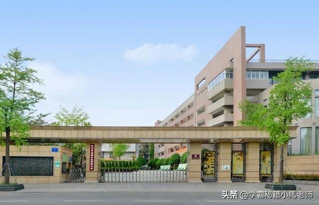成都實用學(xué)校公辦(地址成都的大學(xué)分布)